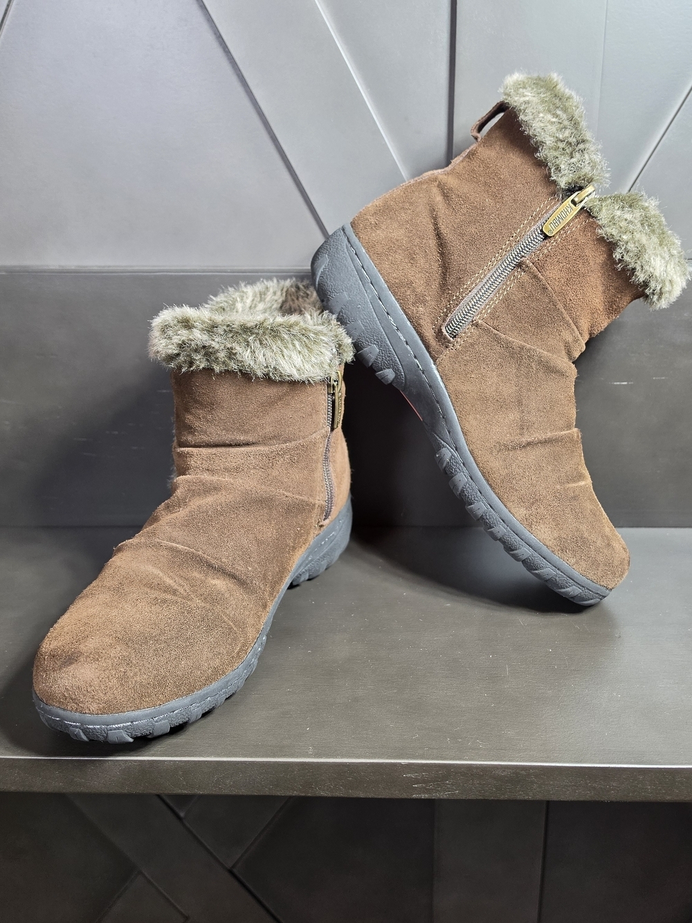 Khombu Brown Leather Suede Ankle Boots Faux Fur Trim Womens 8